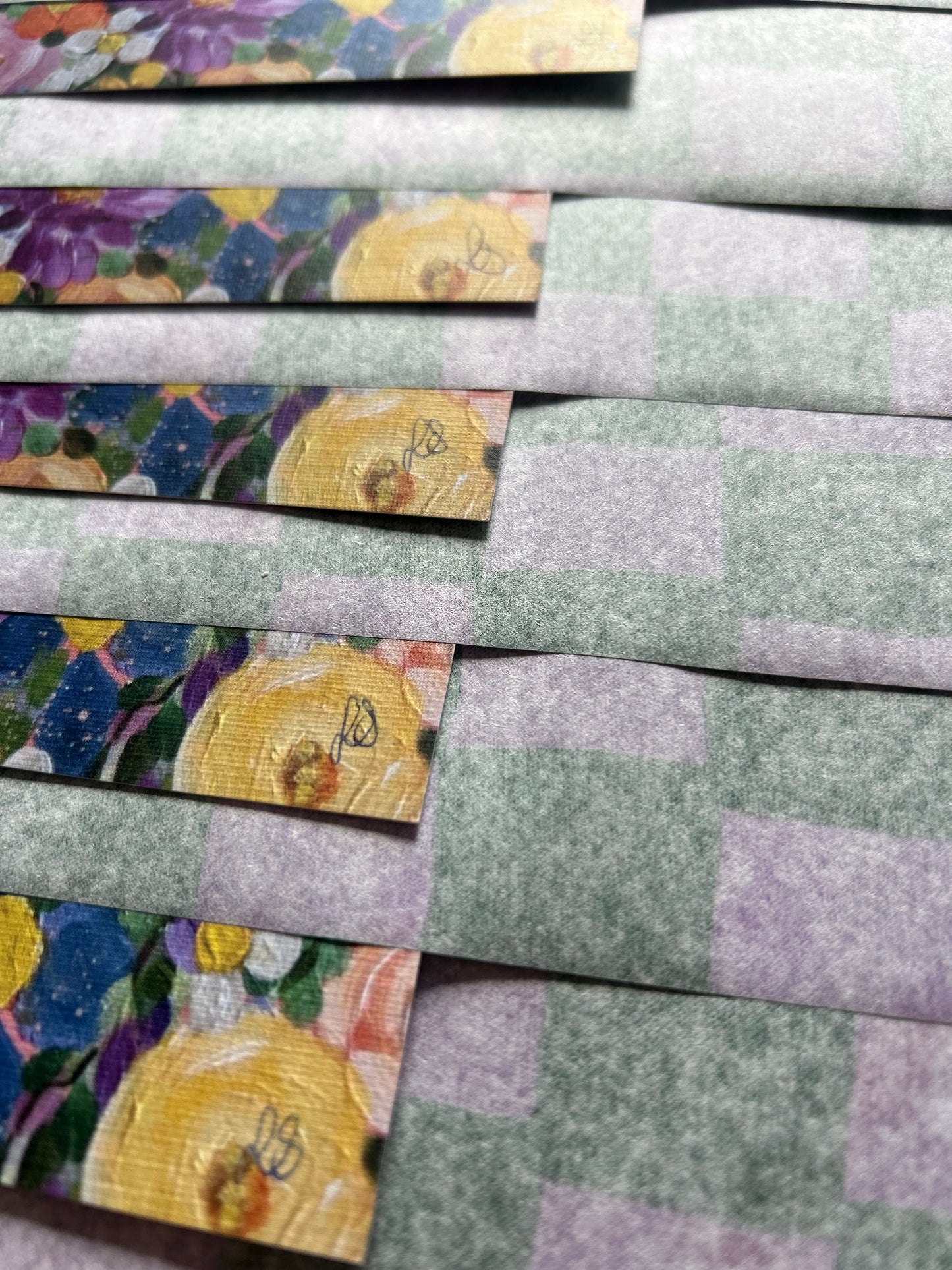 International 💌 Happy go Luci Art Club